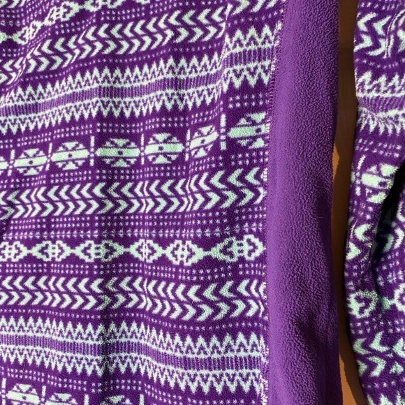 Columbia Women’s Quarter Zip - Picture 2 of 7